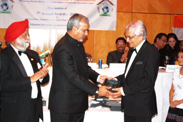 Dr Alimuddin Zumla