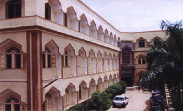 Munshi Manubarwala Memorial Charitable Trust Educational Complex